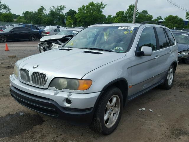 WBAFB3358YLH05975 - 2000 BMW X5 4.4I GRAY photo 2