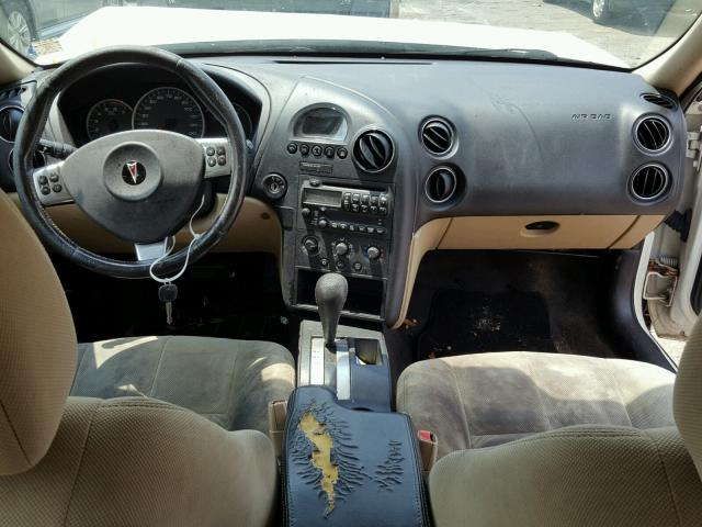 2G2WP552X81127548 - 2008 PONTIAC GRAND PRIX 白色 照片 9