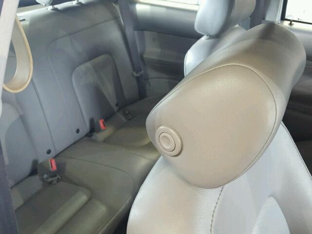 3VWCP21C93M421050 - 2003 VOLKSWAGEN NEW BEETLE 银色 照片 6