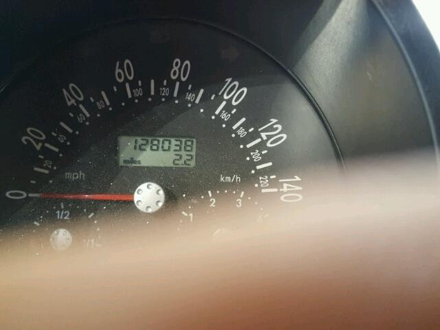 3VWCP21C93M421050 - 2003 VOLKSWAGEN NEW BEETLE 银色 照片 8