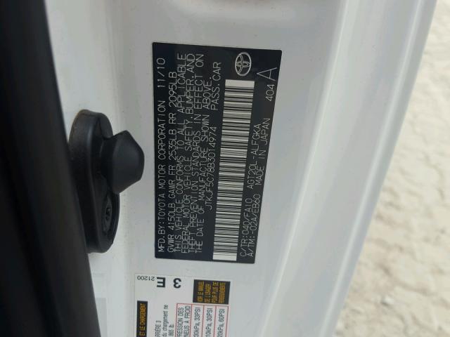 JTKJF5C78B3014974 - 2011 TOYOTA SCION TC 白色 照片 10