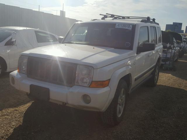 1J8HG48N48C239737 - 2008 JEEP COMMANDER WHITE photo 2