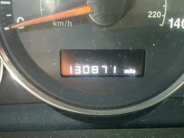 1J8HG48N48C239737 - 2008 JEEP COMMANDER WHITE photo 8