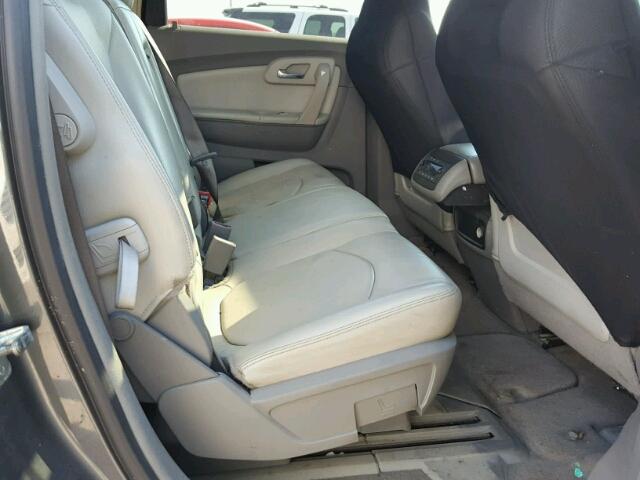 1GNER23D19S120761 - 2009 CHEVROLET TRAVERSE L GRAY photo 6