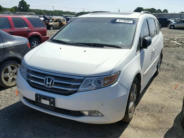 5FNRL5H91BB029137 - 2011 HONDA ODYSSEY TO WHITE photo 2