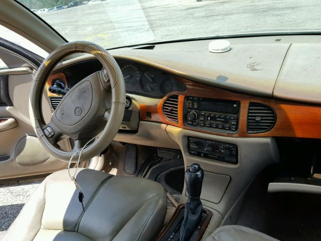 2G4WB52K9W1503101 - 1998 BUICK REGAL LS 金色 照片 9