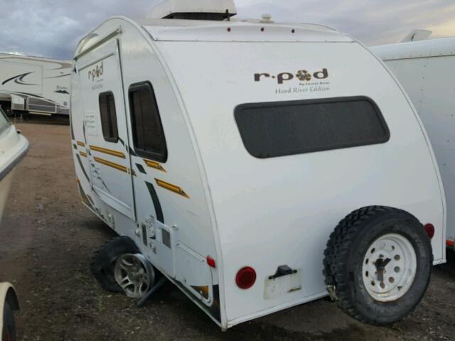 4X4TRPT18B2004122 - 2011 RPOD CAMPER WHITE photo 4