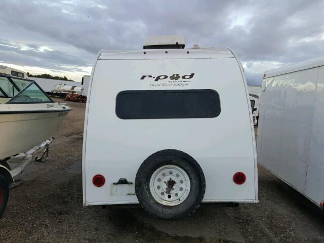 4X4TRPT18B2004122 - 2011 RPOD CAMPER WHITE photo 5