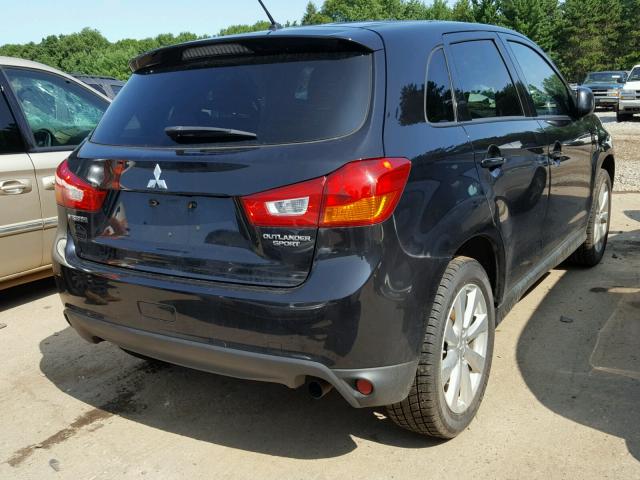 4A4AR3AU5EE022043 - 2014 MITSUBISHI OUTLANDER BLACK photo 4