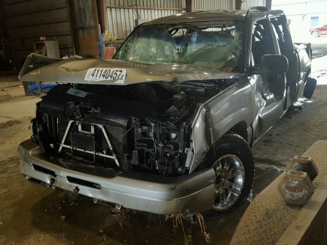 2GCEK13Z961289036 - 2006 CHEVROLET SILVERADO BROWN photo 2