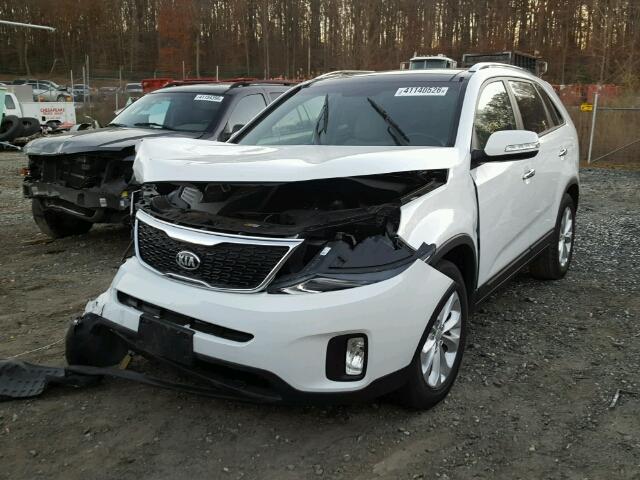 5XYKU4A71FG590647 - 2015 KIA SORENTO EX WHITE photo 2