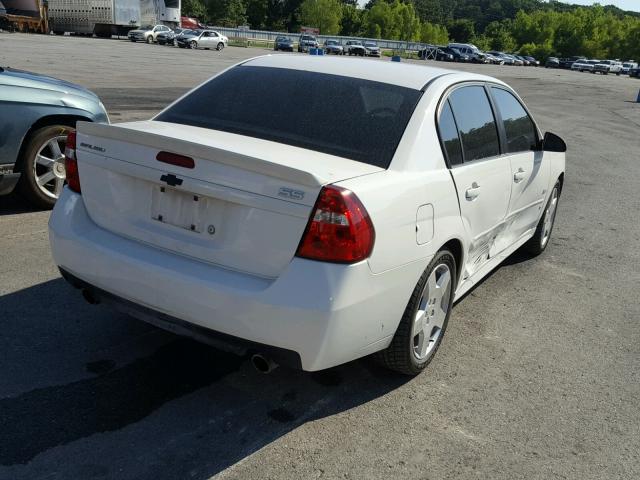 1G1ZW53196F191035 - 2006 CHEVROLET MALIBU SS WHITE photo 4