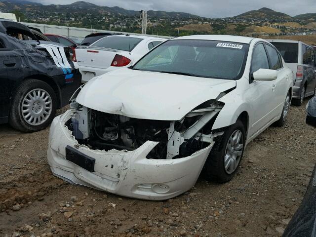 1N4AL2AP7AN456235 - 2010 NISSAN ALTIMA BAS WHITE photo 2