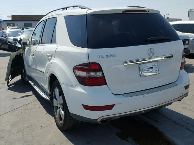 4JGBB5GB4BA634430 - 2011 MERCEDES-BENZ ML 350 WHITE photo 3