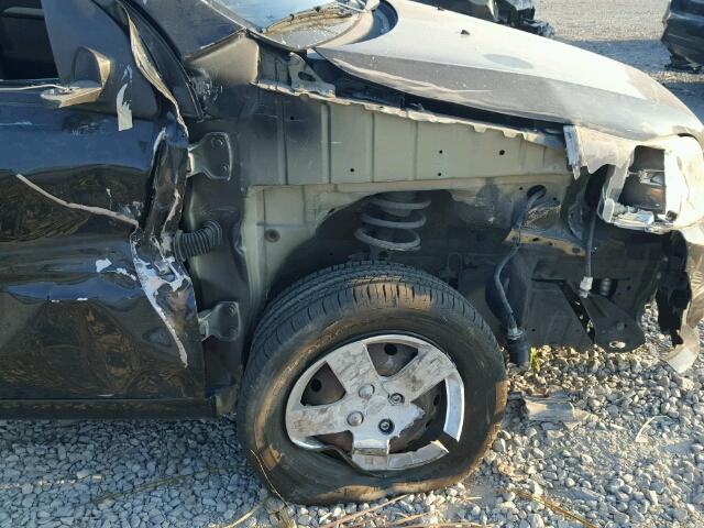 KL1TD66E59B641970 - 2009 CHEVROLET AVEO LS BLACK photo 9