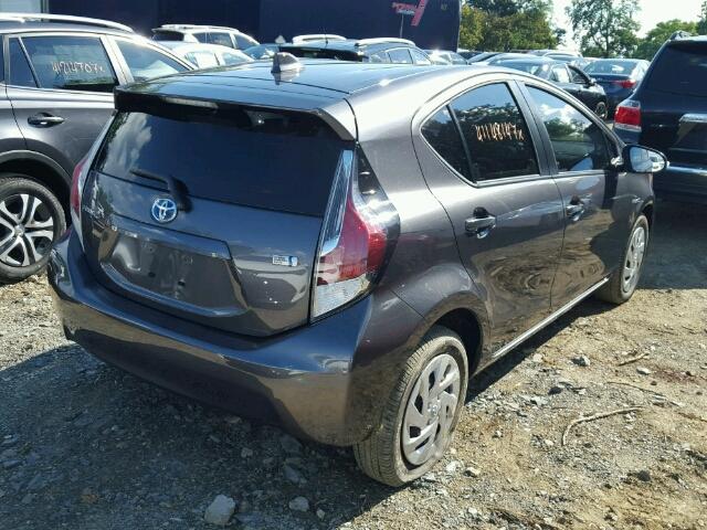 JTDKDTB30G1130838 - 2016 TOYOTA PRIUS C SILVER photo 4