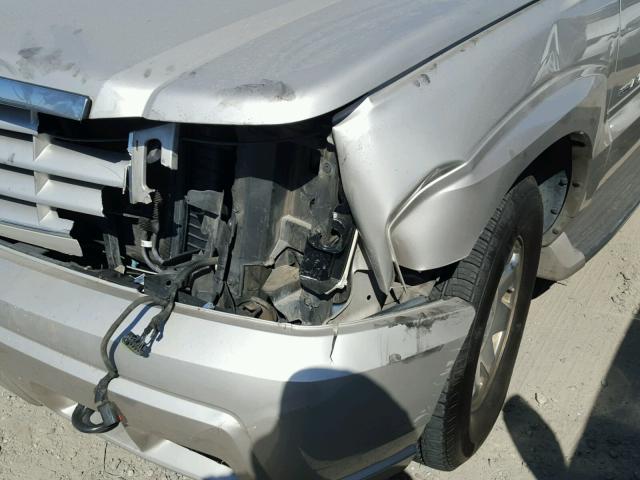 1GYEK63N44R234728 - 2004 CADILLAC ESCALADE L TAN photo 9