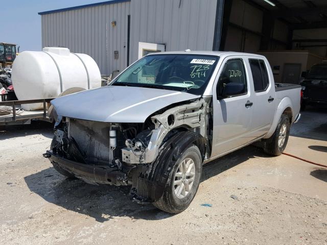 1N6AD0ER1HN729894 - 2017 NISSAN FRONTIER S SILVER photo 2