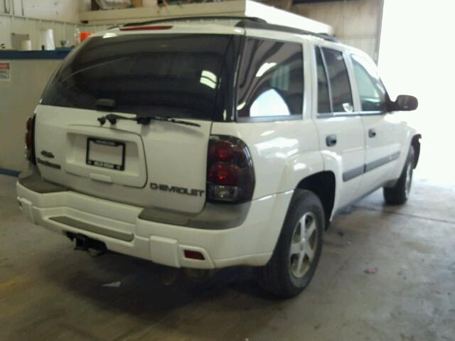 1GNDT13SX42114200 - 2004 CHEVROLET TRAILBLAZE WHITE photo 4