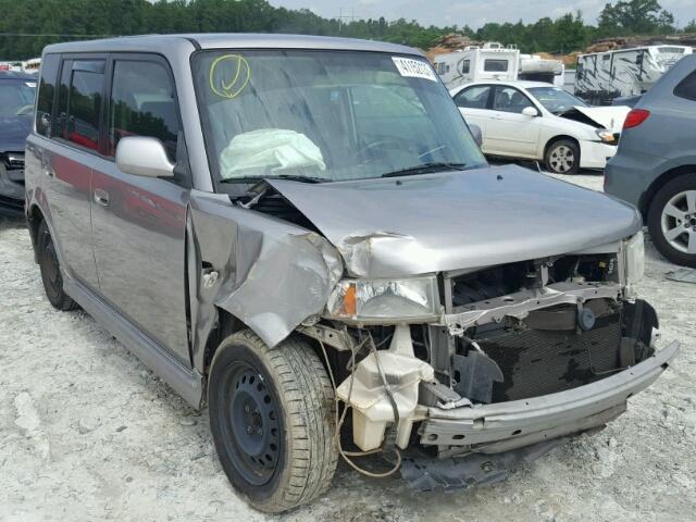 JTLKT324864107739 - 2006 TOYOTA SCION XB SILVER photo 1