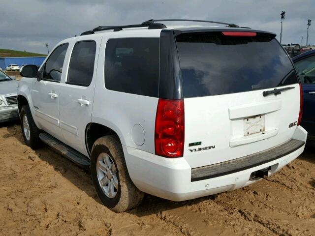 1GKMCAE30AR227420 - 2010 GMC YUKON WHITE photo 3