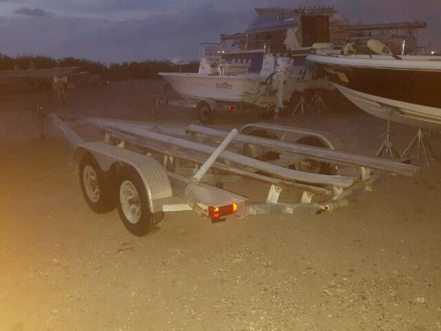 1M5BA242X81E41400 - 2008 BOAT TRAILER SILVER photo 3