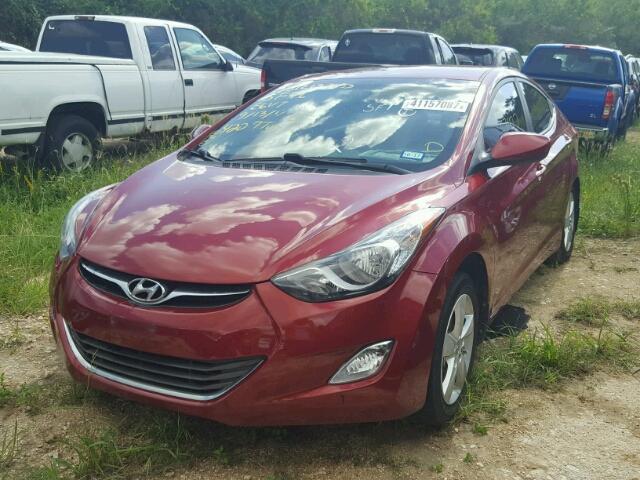 5NPDH4AE4DH422972 - 2013 HYUNDAI ELANTRA GL RED photo 2