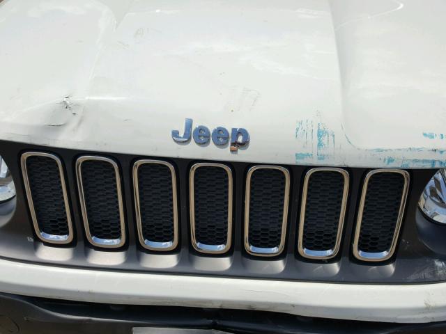 ZACCJBBT0GPD08173 - 2016 JEEP RENEGADE L WHITE photo 9