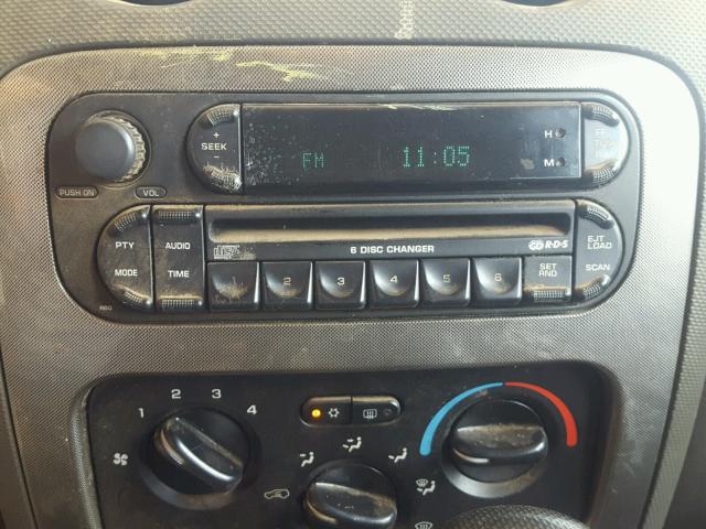 1J4GK38K65W689380 - 2005 JEEP LIBERTY RE RED photo 9