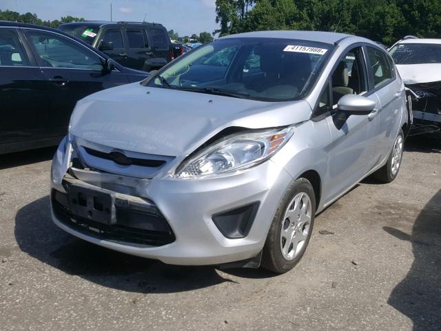 3FADP4TJ3CM186570 - 2012 FORD FIESTA S SILVER photo 2