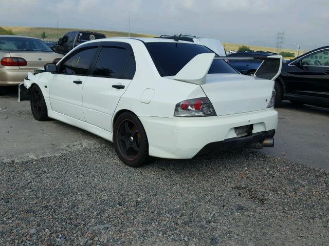 JA3AH36D85U047140 - 2005 MITSUBISHI LANCER EVO WHITE photo 3