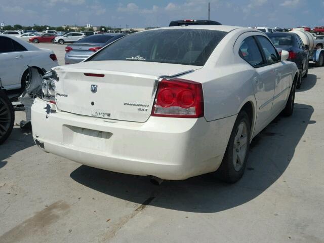 2B3CA3CV8AH191829 - 2010 DODGE CHARGER SX WHITE photo 4