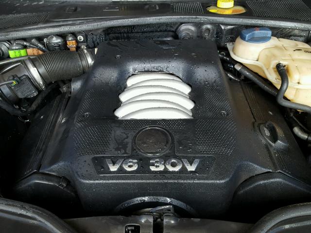 WVWTH63B61P200055 - 2001 VOLKSWAGEN PASSAT GLX BLACK photo 7