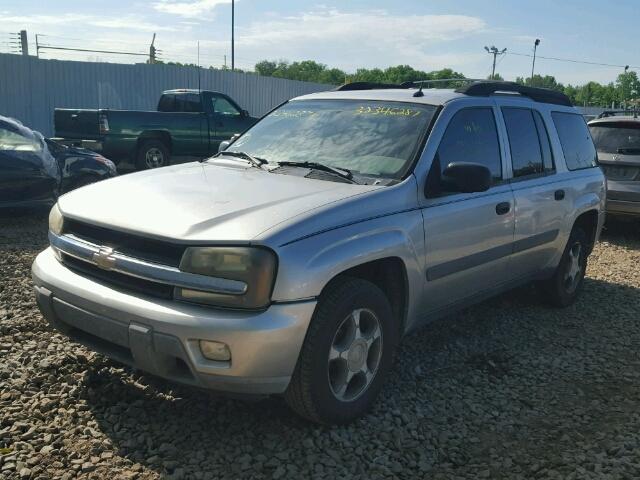 1GNES16S556101352 - 2005 CHEVROLET TRAILBLAZE GRAY photo 2