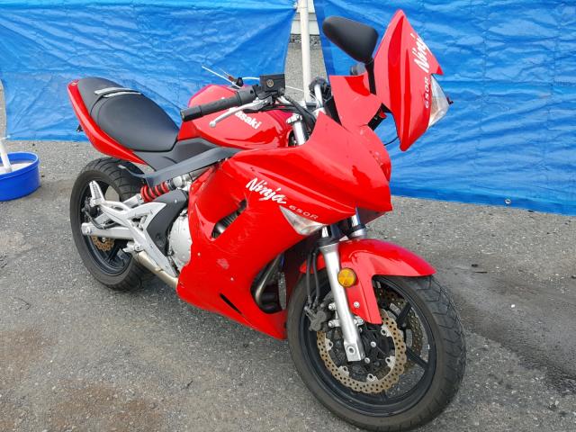 JKAEXEA137A027360 - 2007 KAWASAKI EX650 A RED photo 1