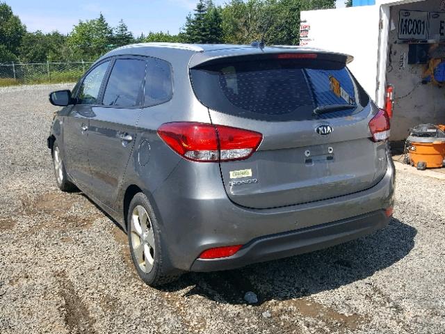 KNAHT8A3XE7065368 - 2014 KIA RONDO GRAY photo 3