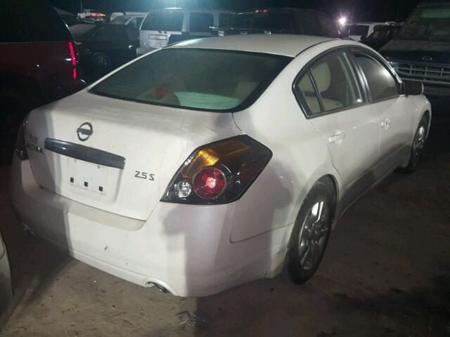 1N4AL2AP2BN512146 - 2011 NISSAN ALTIMA WHITE photo 4