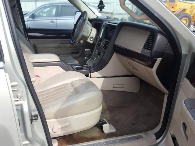 5LMEU68H13ZJ16047 - 2003 LINCOLN AVIATOR 棕色 照片 5