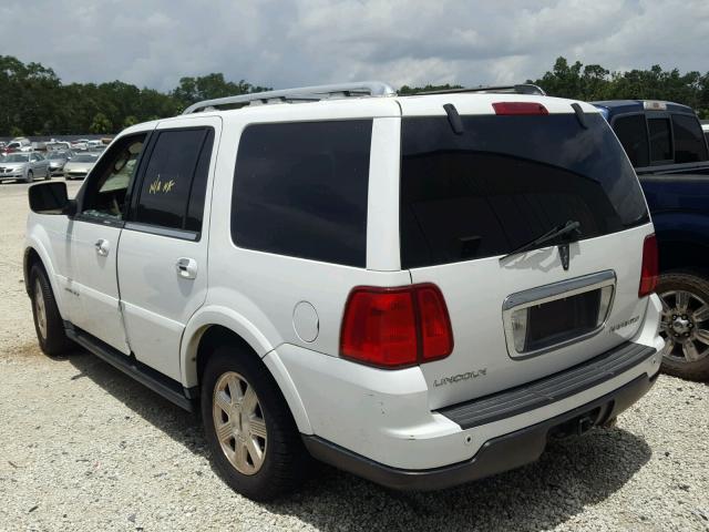 5LMFU27585LJ19022 - 2005 LINCOLN NAVIGATOR WHITE photo 3