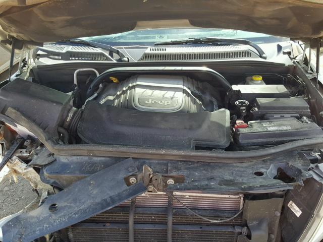 1J8HG58248C224747 - 2008 JEEP COMMANDER Gümüş foto 7