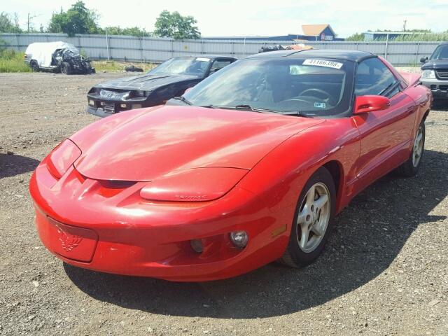 2G2FS22K4W2233230 - 1998 PONTIAC FIREBIRD RED photo 2