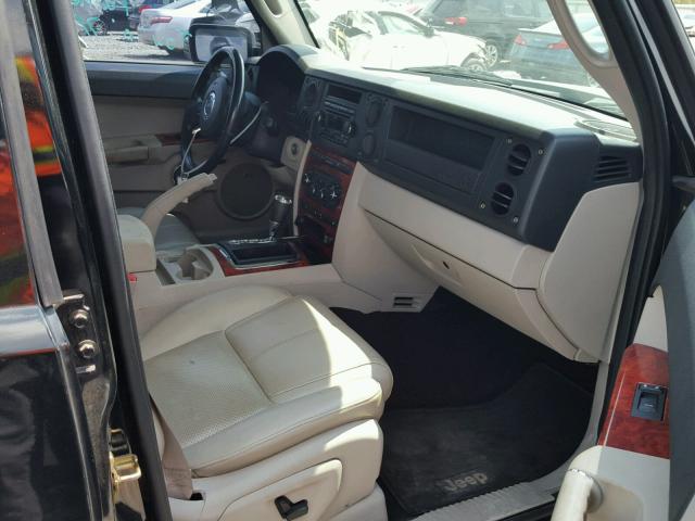 1J8HH58P47C547929 - 2007 JEEP COMMANDER BLACK photo 5