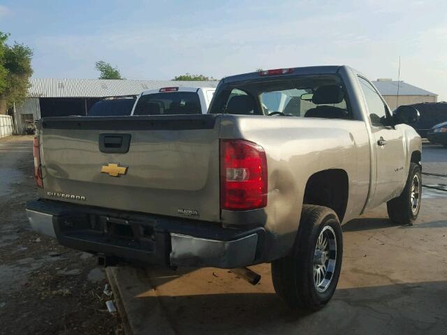 1GCEC14X38Z117637 - 2008 CHEVROLET SILVERADO GRAY photo 4