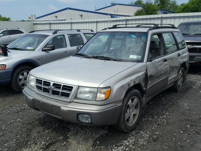 JF1SF6552YH716643 - 2000 SUBARU FORESTER S SILVER photo 2