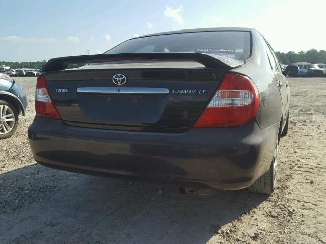 4T1BE32KX3U163676 - 2003 TOYOTA CAMRY LE 黑色 照片 4