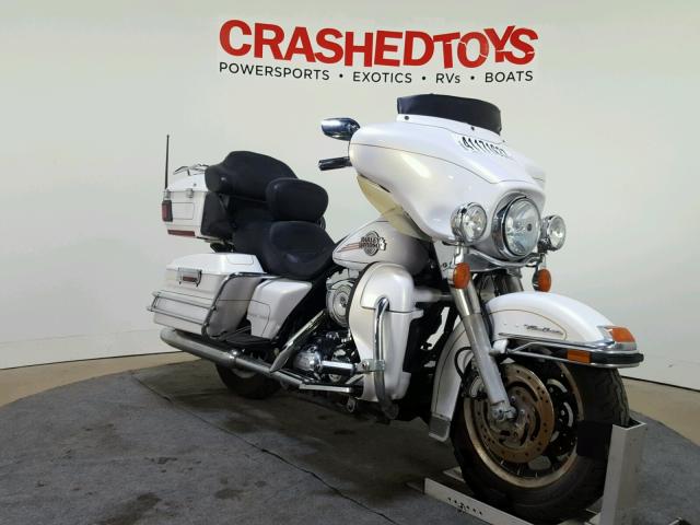 1HD1FC4157Y604533 - 2007 HARLEY-DAVIDSON FLHTCUI WHITE photo 2