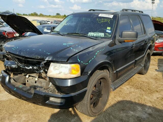 1FMFU175X6LA98379 - 2006 FORD EXPEDITION BLACK photo 2