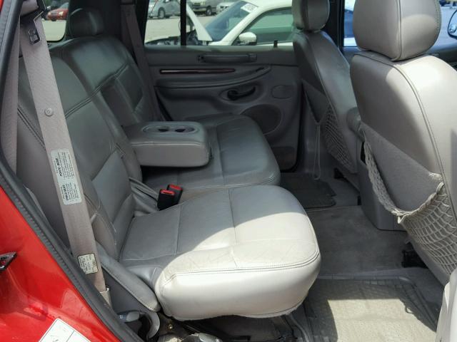 5LMPU28L4WLJ30568 - 1998 LINCOLN NAVIGATOR RED photo 6