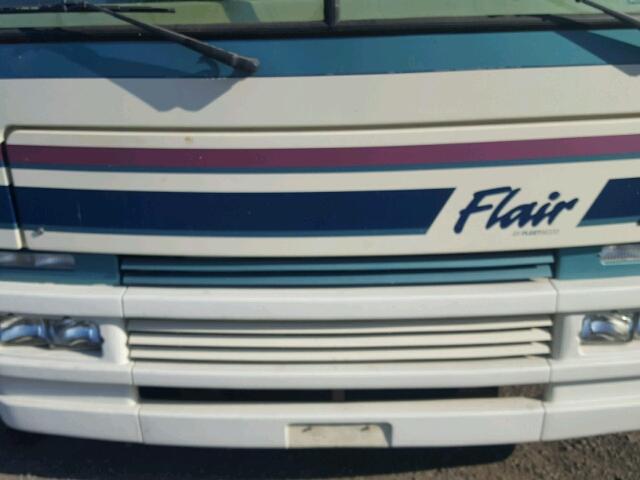 1GBKP37N5S3324980 - 1996 FLAI MOTORHOME TWO TONE photo 7