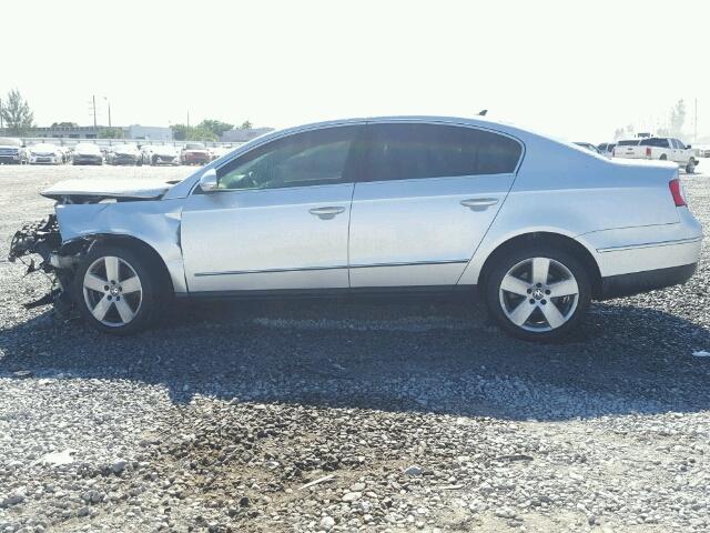 WVWJK73C69P049060 - 2009 VOLKSWAGEN PASSAT TUR SILVER photo 9